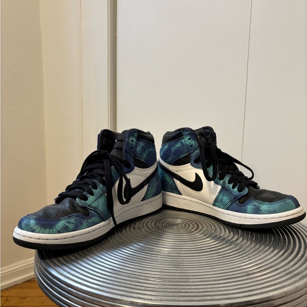 Air Jordan 1 Retro High OG TD 'Tie-Dye' - Picture 2 of 16